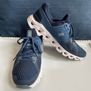 On Cloud Cloudswift Men's Low Top Sneaker Size 10.5/ *Size10 (see below)